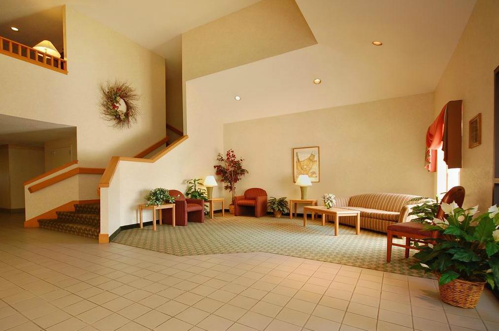 Syracuse Inn And Suites Exterior photo